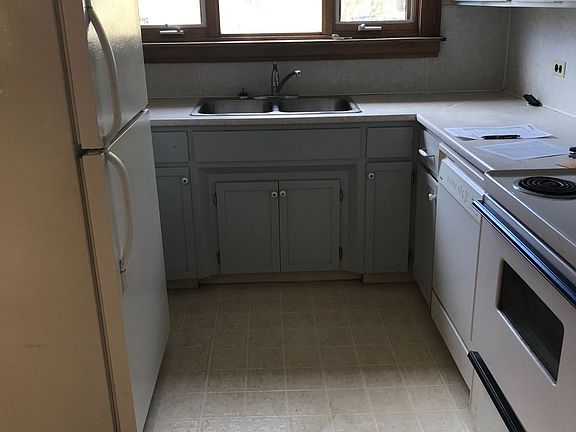 3rd image of 5342 42nd Ave #5342