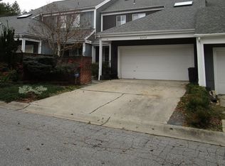 20707 Highland Hall Dr, Montgomery Village, MD 20886