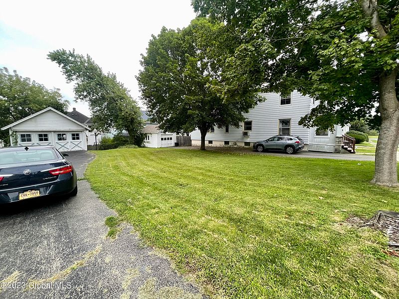 5th image of 60 Mcclellan Avenue