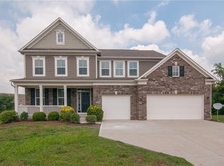3557 Lindsey Cir, Greenwood, IN 46143