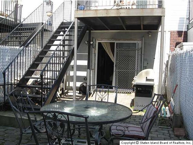 1st image of 142 Grimsby St