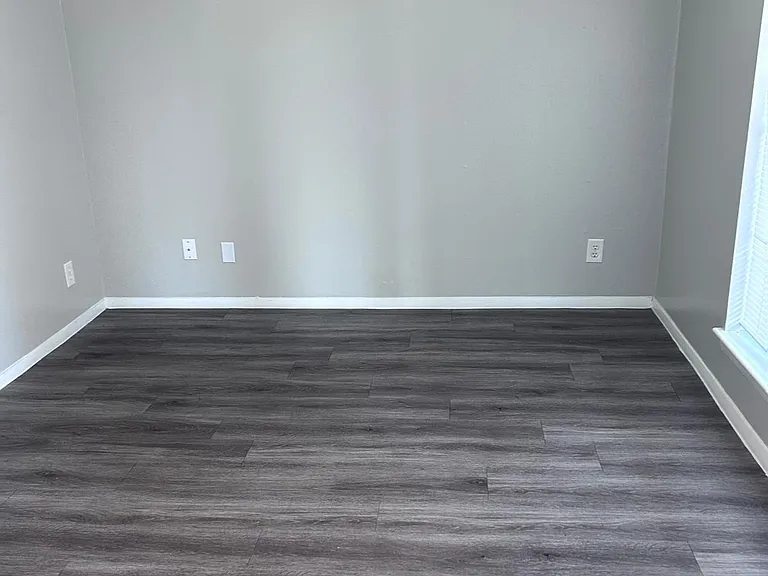 McIntyre Apartments — Photo 46
