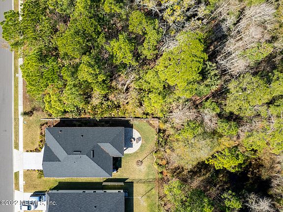 3rd image of 66 Orient Dr