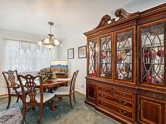 5th image of 4124 Scotch Dr