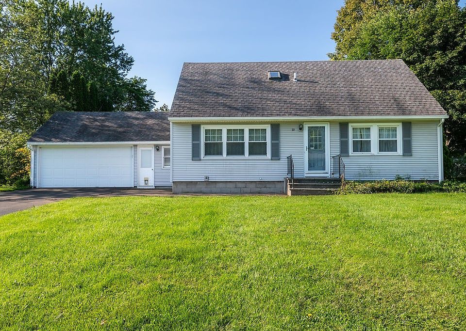 1st image of 10 Irvington Dr