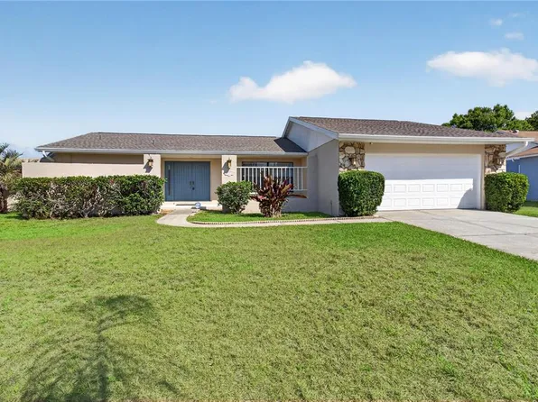 23311 Dover Dr, Land O Lakes, FL 34639