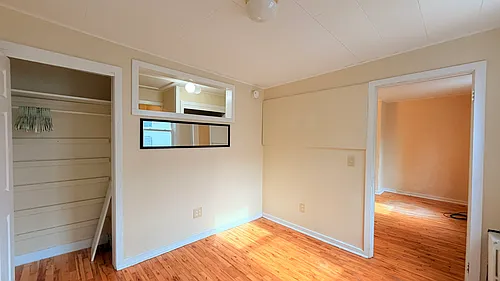 111 College St #3C Photo 1