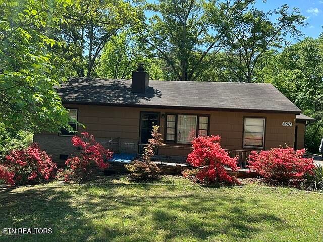 1st image of 5511 S Briscoe Cir