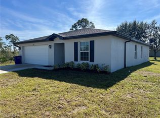 2903 65th St W, Lehigh Acres, FL 33971