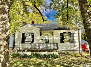 2512 S 4th St, Springfield, IL 62703