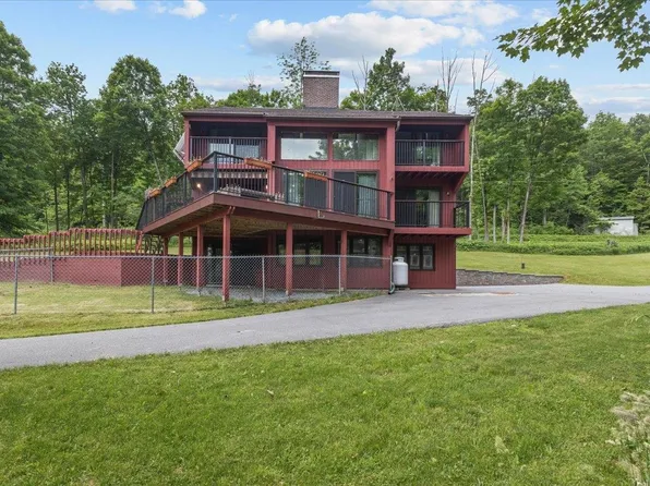 215 US Route 7 North, Milton, VT 05468