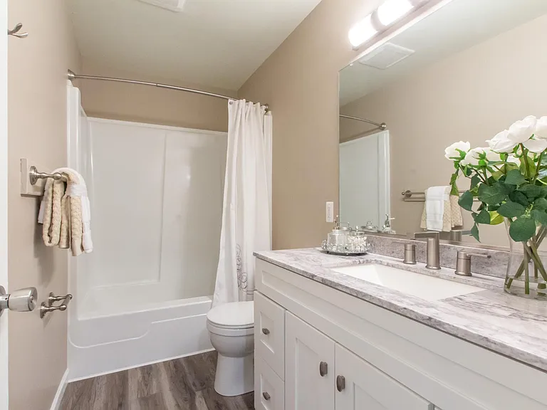Bavarian Village on the Lake Townhomes — Photo 9