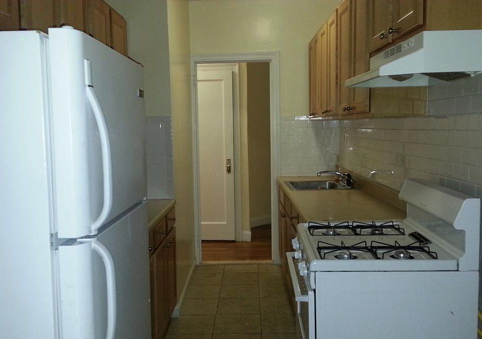 2nd image of 3519 147th St APT 4b