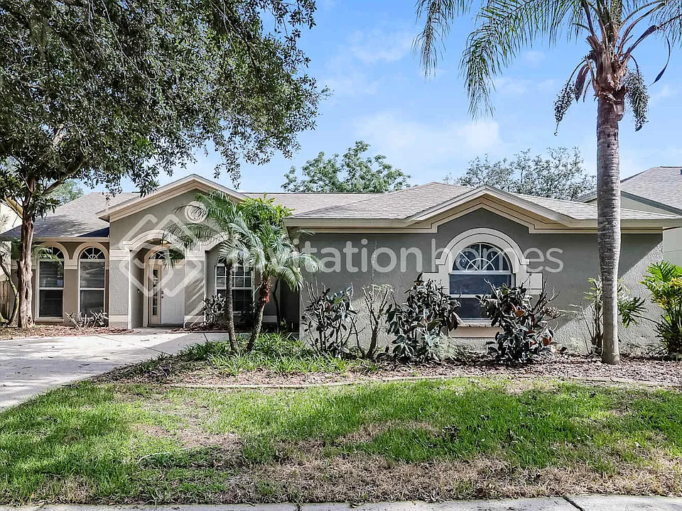 2822 Laurel Leaf Dr