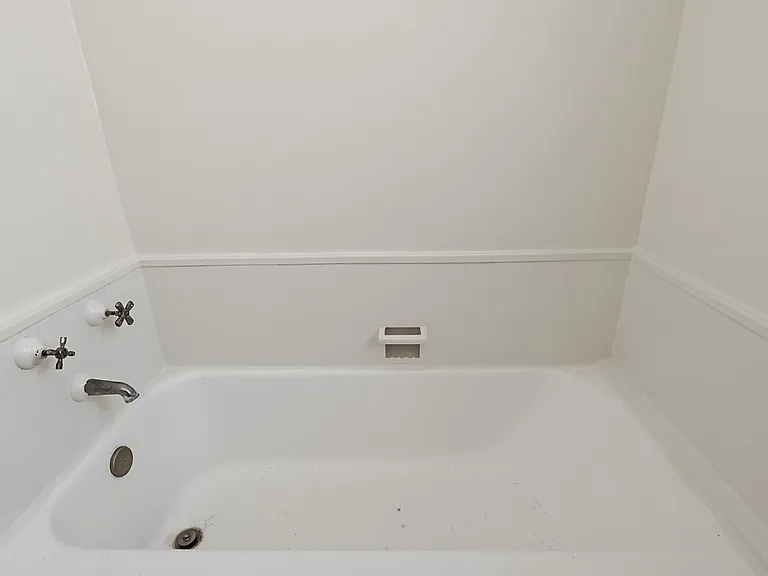 455 N Hayworth Ave — Photo 36