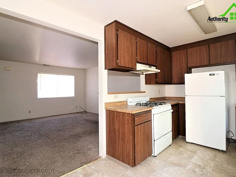 2750 Shasta View Dr #2 — Photo 8
