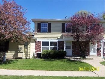 1st image of 1304 Kingsbury Dr Unit C