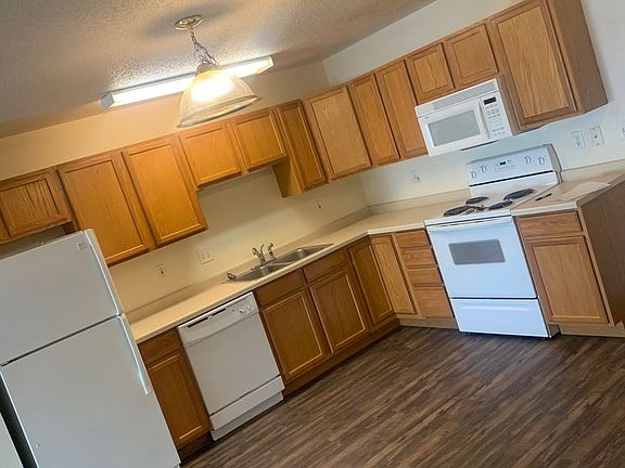 4th image of 1431 Oak Manor Ave S APT 103
