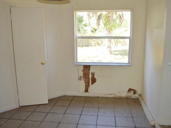 3rd image of 3718 Whittier St
