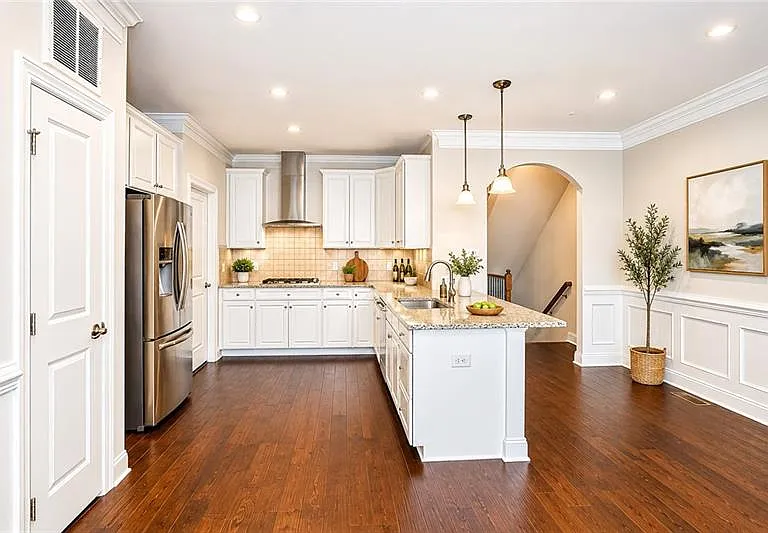 2516 Adele Ct — Photo 11