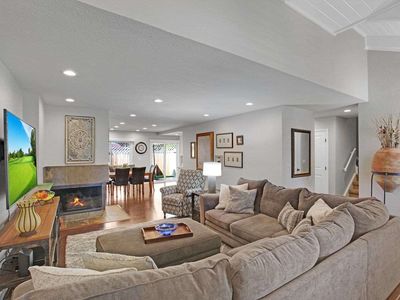 20025 Santa Maria Ave #4, Castro Valley, CA, 94546