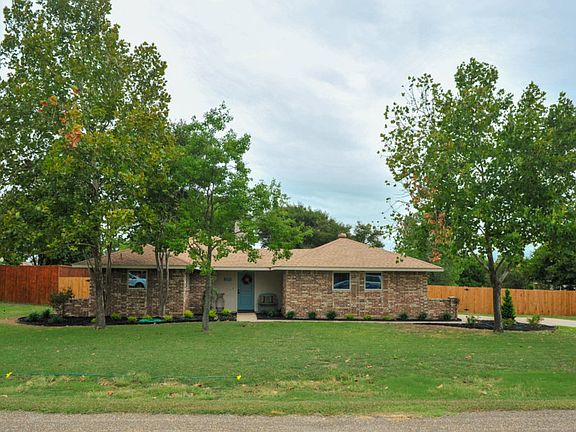 3rd image of 1137 Maree Dr