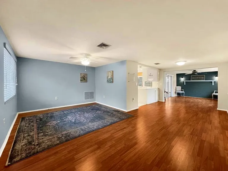 8313 Mill Creek Ln — Photo 3