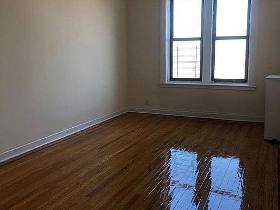 2nd image of 680 E 235th St APT 6G