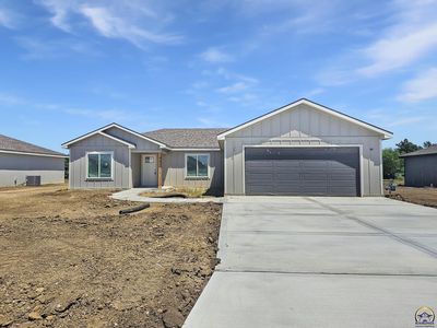 210 Clay Ave, Carbondale, KS, 66414