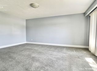 23B Davidson St #1, Barrie, ON L4M 3R9