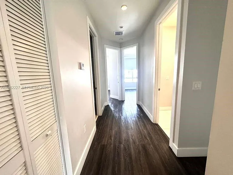 6458 NW 103rd Psge — Photo 15