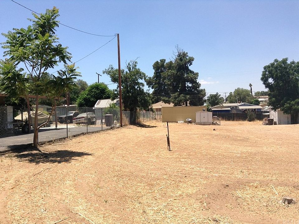 1st image of 26213 Melba Ave