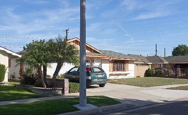 2nd image of 19422 Reinhart Ave