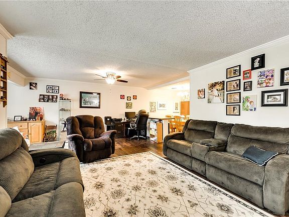 4th image of 2565 Brandywine Dr