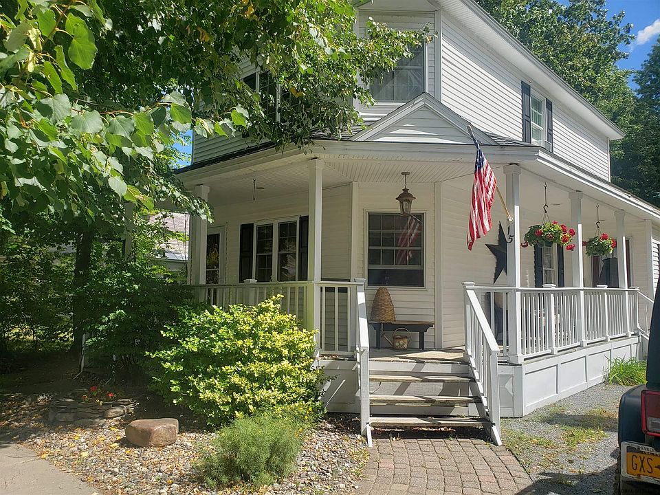 1st image of 15 Gray Ave