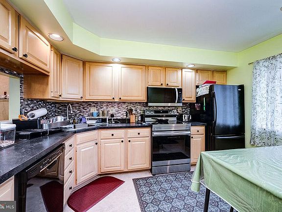 4th image of 3601 Orchard View Rd