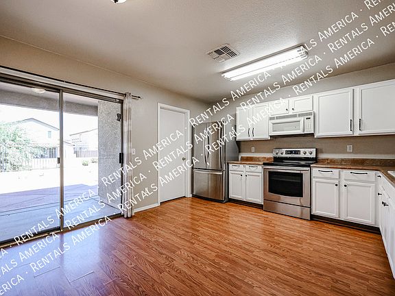 5th image of 9404 W Terri Lee Dr