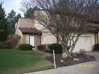 1st image of 200 Lake Terrace Dr