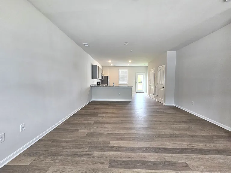 1410 Sugarplum Ln #1 — Photo 11