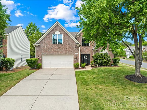 4th image of 8719 Fieldcroft Dr