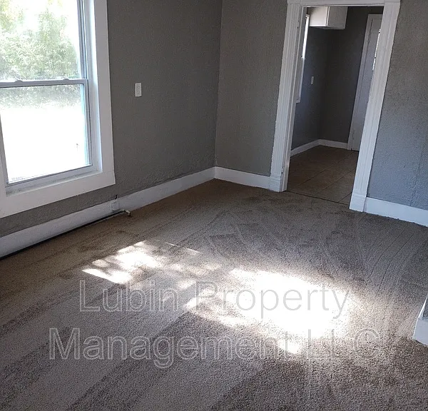 1207 Cannon St — Photo 3