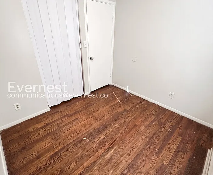 1359 Cove Ln — Photo 10