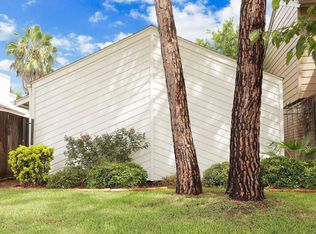 1927 Wilcrest Dr, Houston, TX 77042