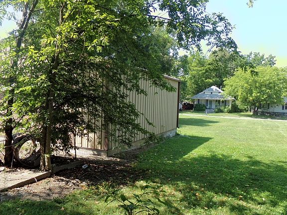 4th image of 125 W Ogara St
