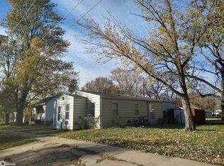 503 W Jackson Ave, Fairfield, IA 52556