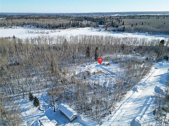 5th image of 207 Brown STREET