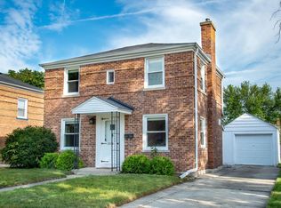 2336 Dwight St, Racine, WI 53403