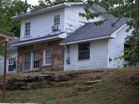 1st image of 103 Griffin St
