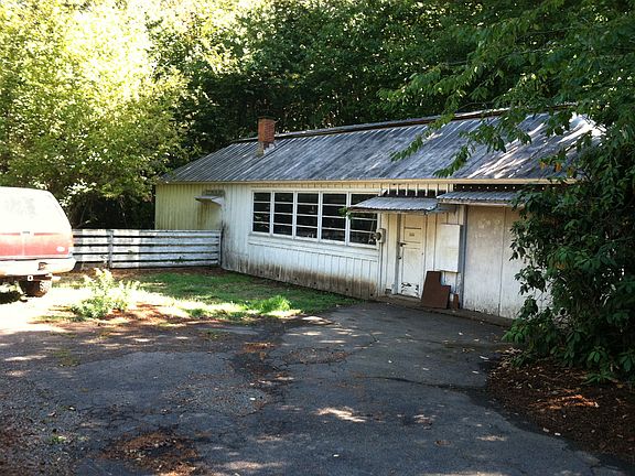 Wood Shop/office/garage 