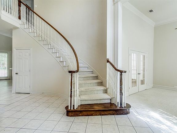 5th image of 4302 Mariner Dr
